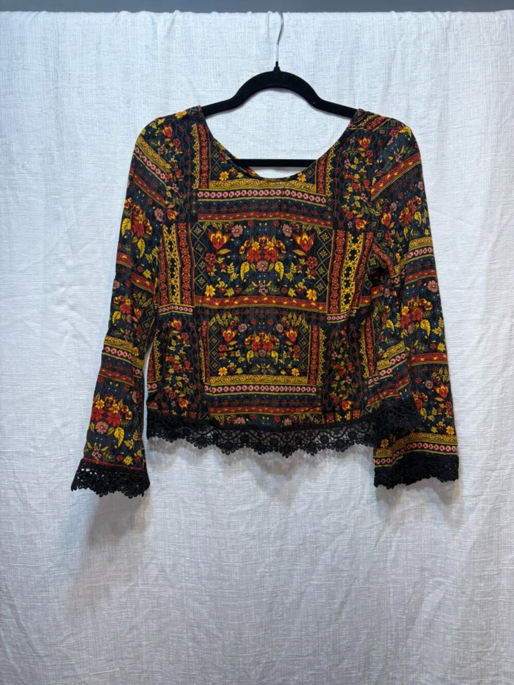 H&M Coachella Floral Bell Sleeve Lace Trim Boho Crop Top Size 8